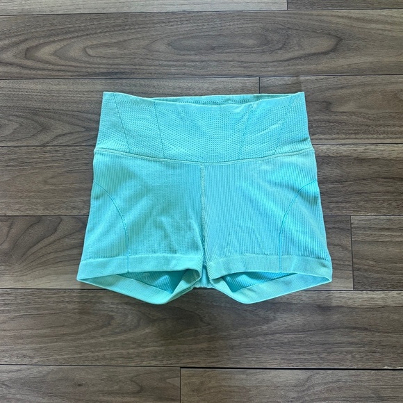 OFFLINE by Aerie | Size M | Aqua Blue Bike Shorts - Picture 2 of 6